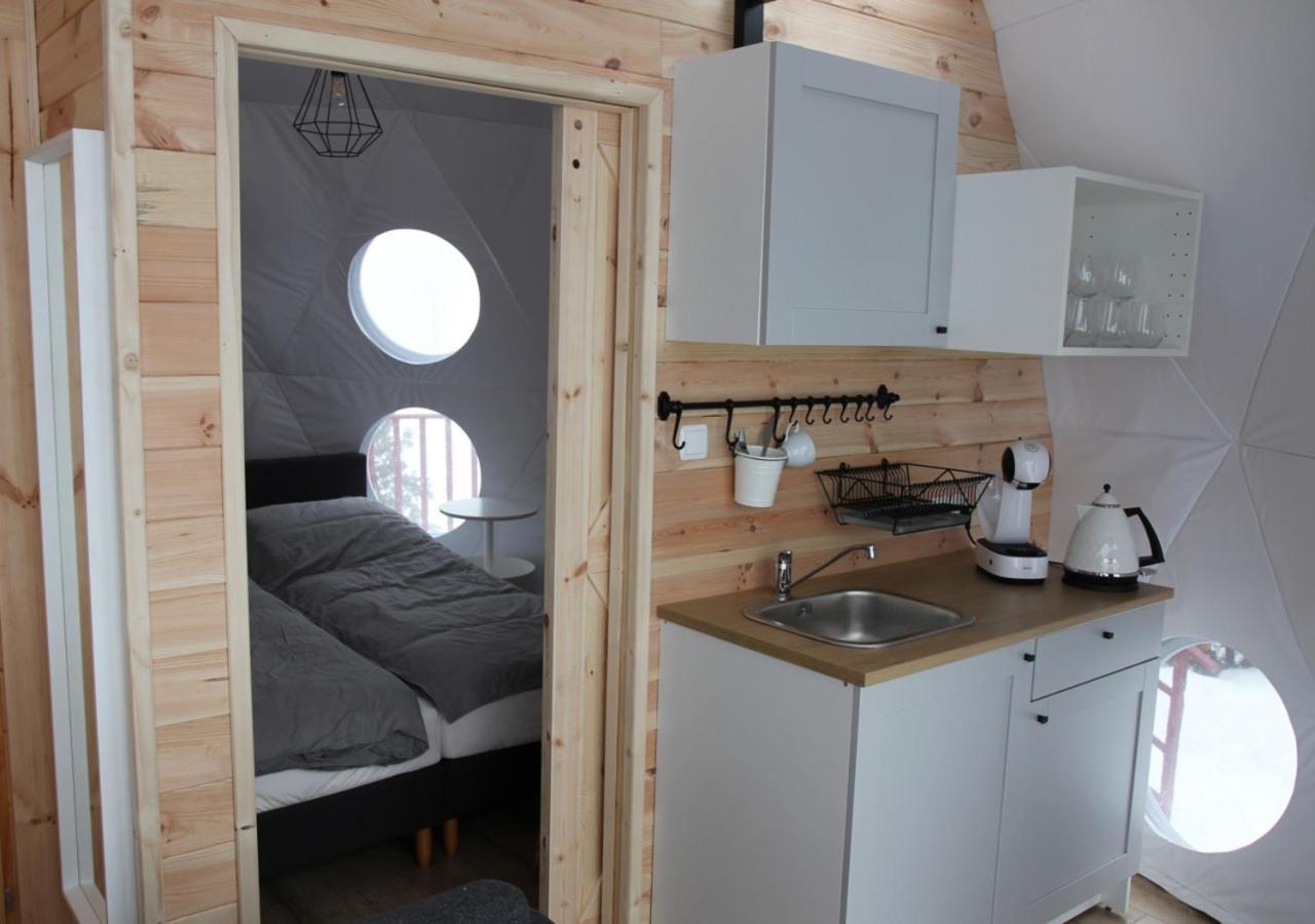 Bed and Breakfast Glamping Gliczarow Klapnioki Лесьниця Екстер'єр фото
