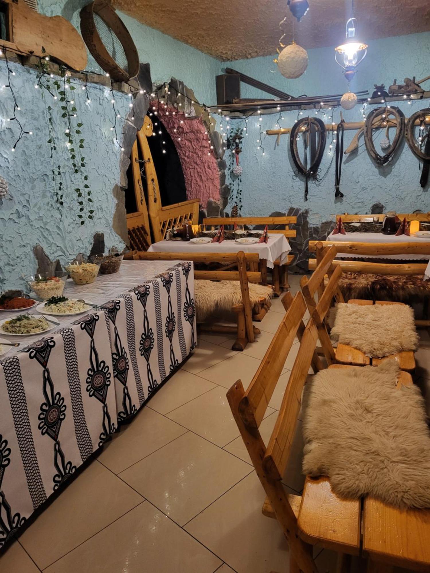Bed and Breakfast Glamping Gliczarow Klapnioki Лесьниця Екстер'єр фото