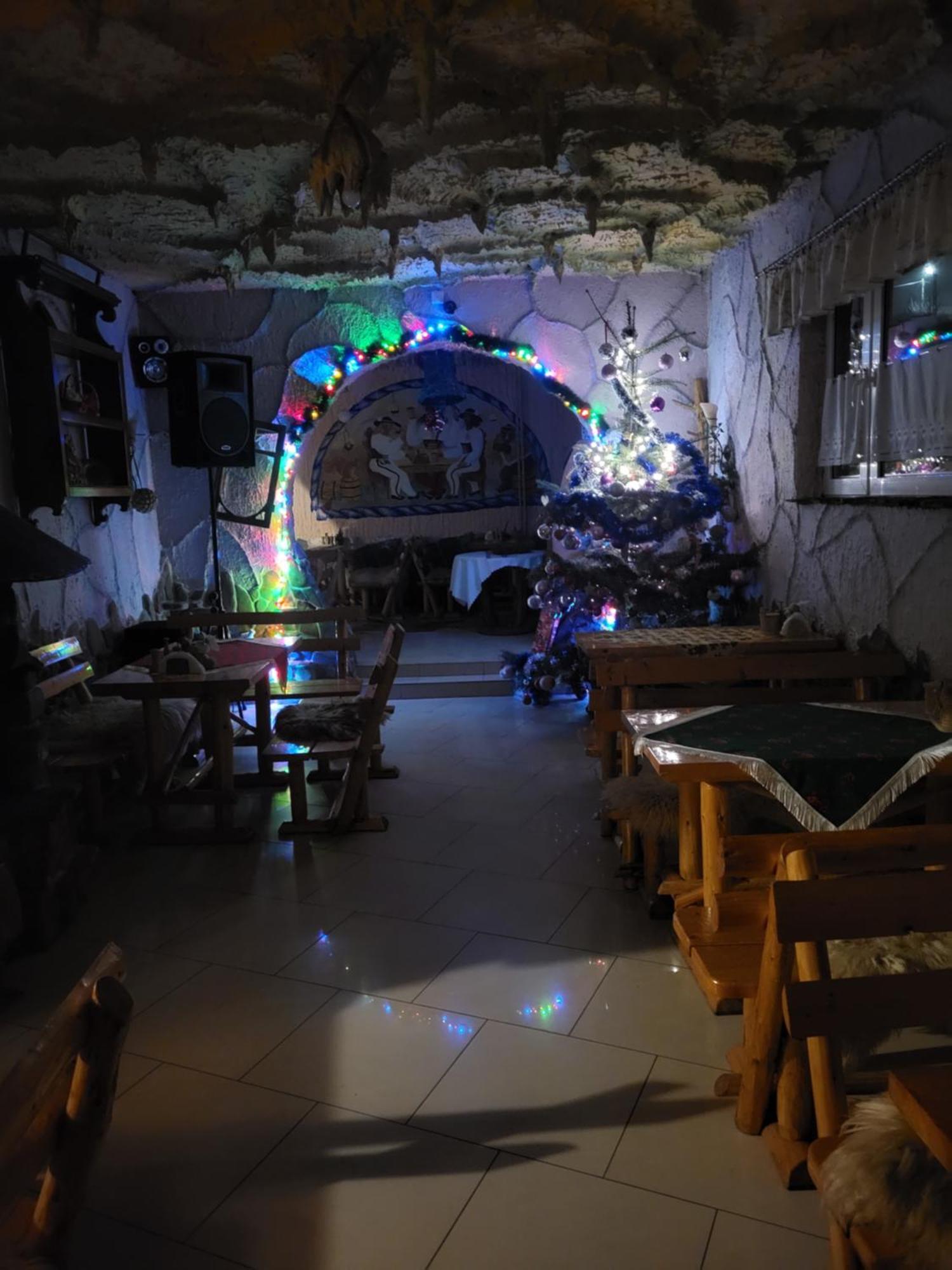 Bed and Breakfast Glamping Gliczarow Klapnioki Лесьниця Екстер'єр фото